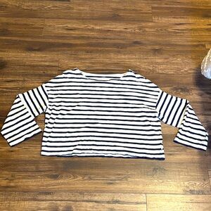 Women’s Size Large Levi’s Brand Striped Shirt, Navy/off white
